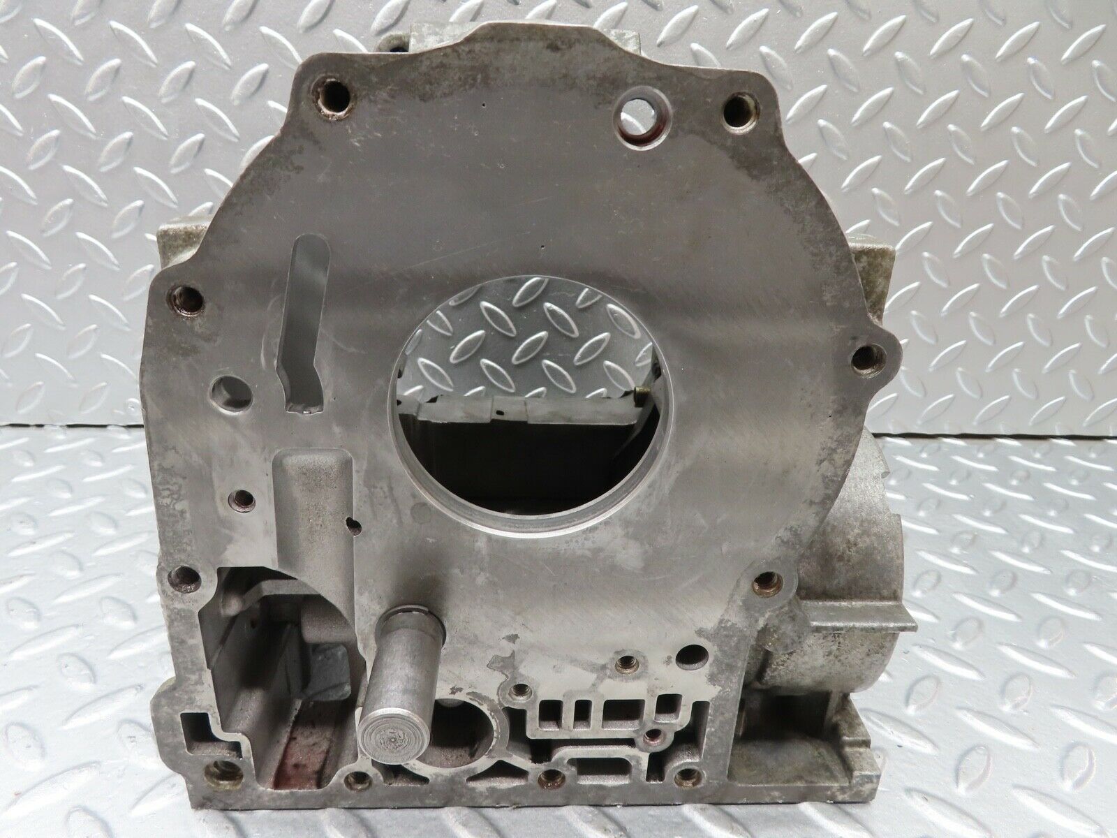 19788 Mercedes-Benz R107 450SL Automatic Gearbox Housing 1162710001