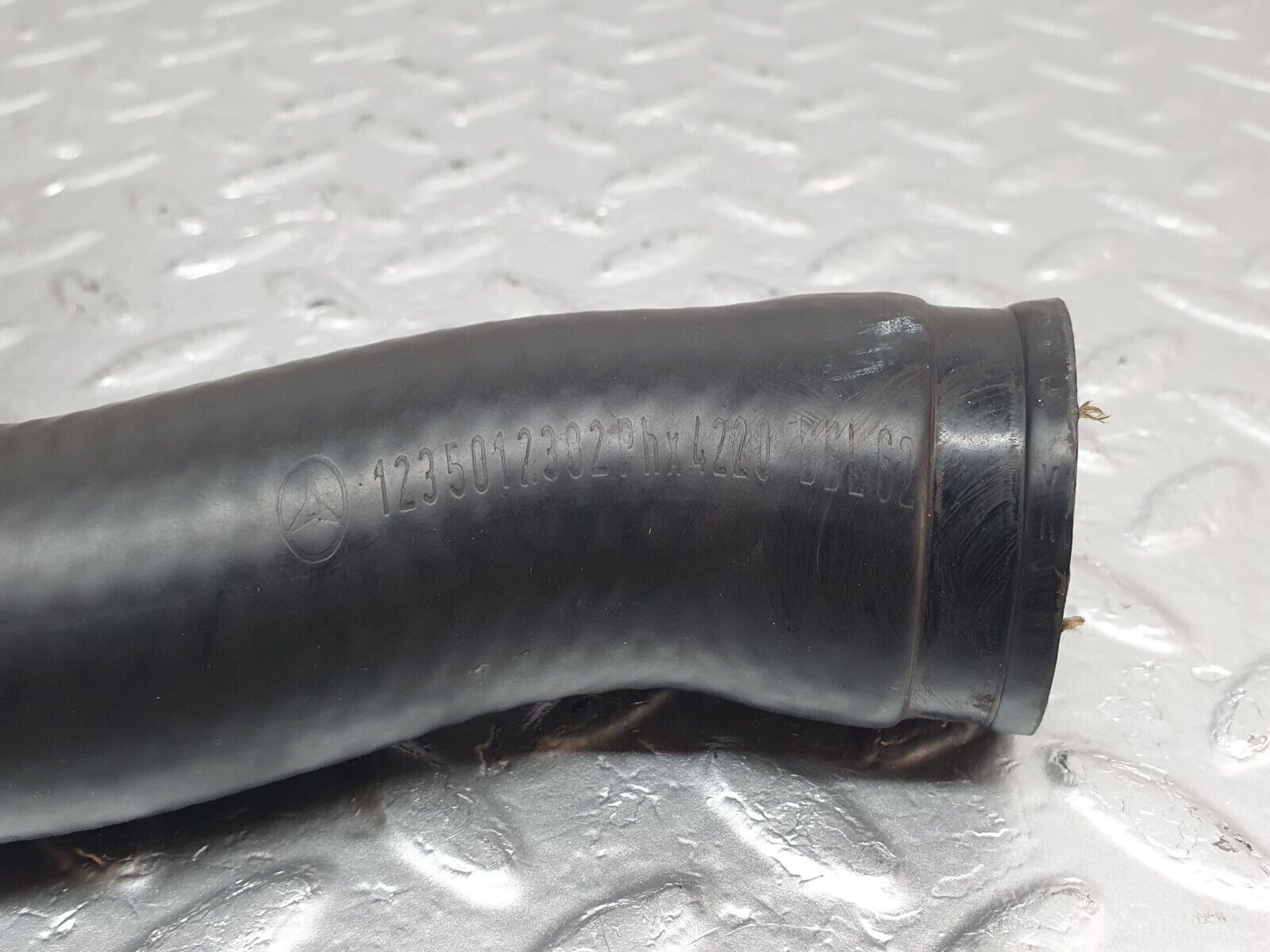 44024 Mercedes-Benz C123 230CE Coupe Radiator Hose Pipe 1235012382