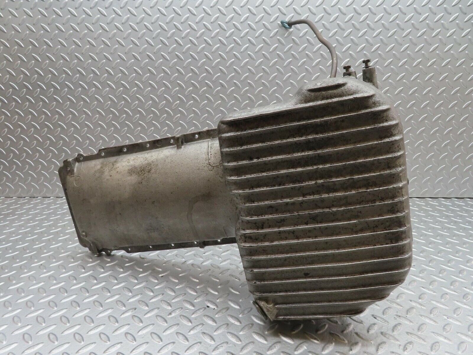 13831 Mercedes-Benz R107 450SL Oil Pan Oil Sump 1170100013