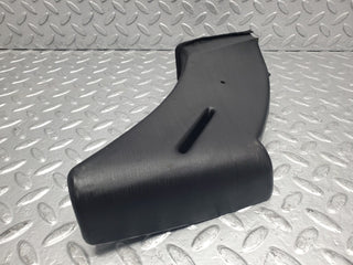 W126 Coupe air duct front left used OEM