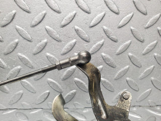 46072 Mercedes-Benz W126 420SE Throttle Linkage