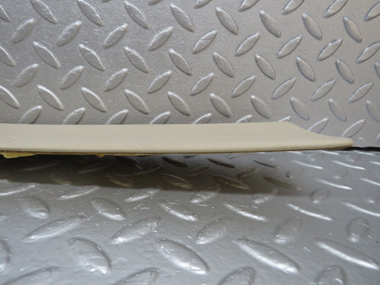 40191 Mercedes-Benz R107 Hardtop Rear Headlining Panel Beige