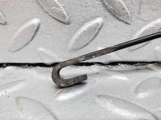W126 windscreen wiper arm left side used OEM