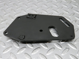 32985 Mercedes-Benz C107 R107 350 V8 Power Steering Pump Bracket