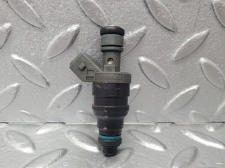 46244 Mercedes-Benz W124 280E Fuel Injector Bosch 0280155209 0000787323
