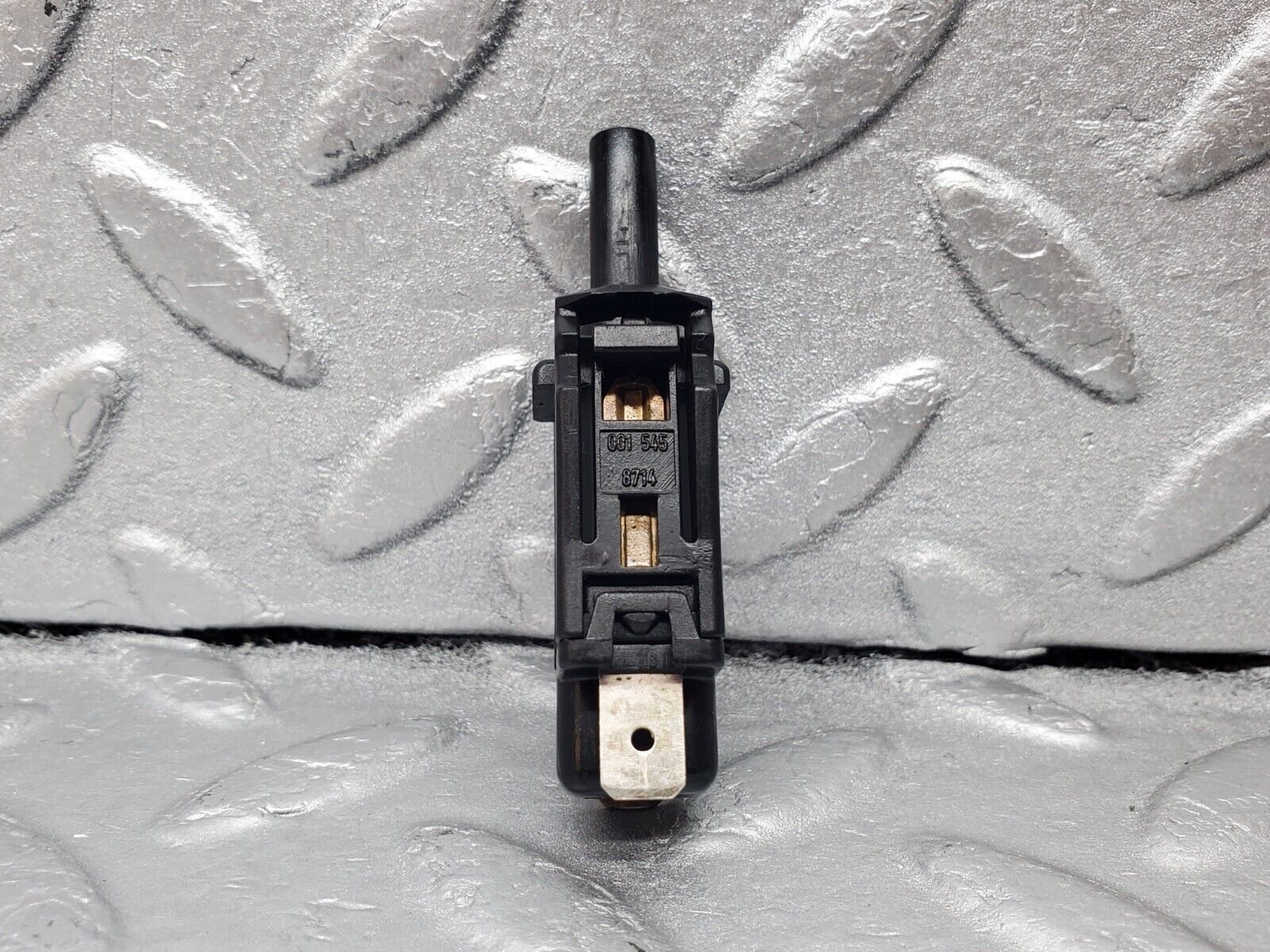 45886 Mercedes-Benz W126 420SE Door Contact Switch 2x 0015458714