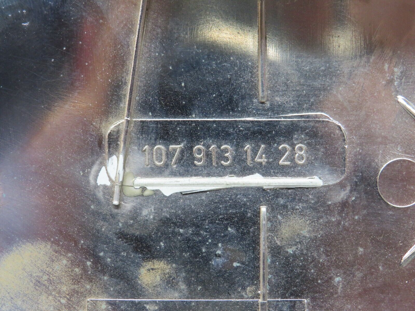 40162 Mercedes-Benz R107 350SL Seat Hinge Chrome Cover 1079131428