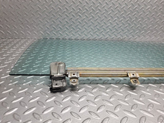 46433 Mercedes-Benz C123 280CE Coupe Right Door Window Glass 1237250232 1237250432