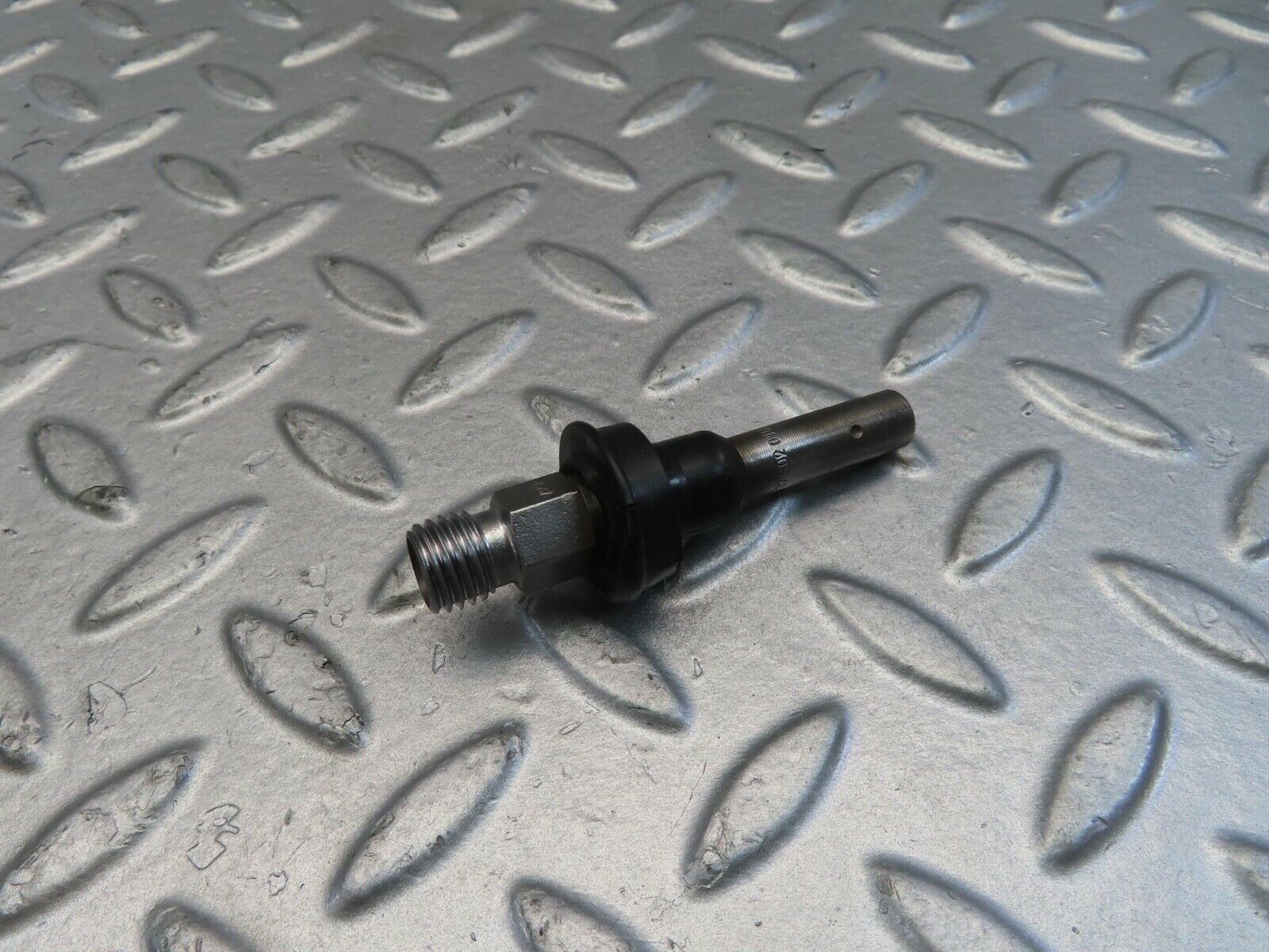 11038 Mercedes-Benz R107 W116 Fuel Injector Bosch 0437502010