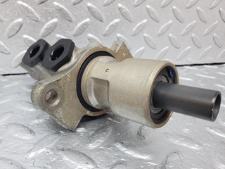 W126 brake master cylinder used OEM