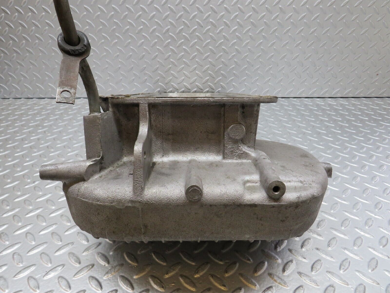 39967 Mercedes-Benz R107 350SL Oil Pan Oil Sump 1160105113