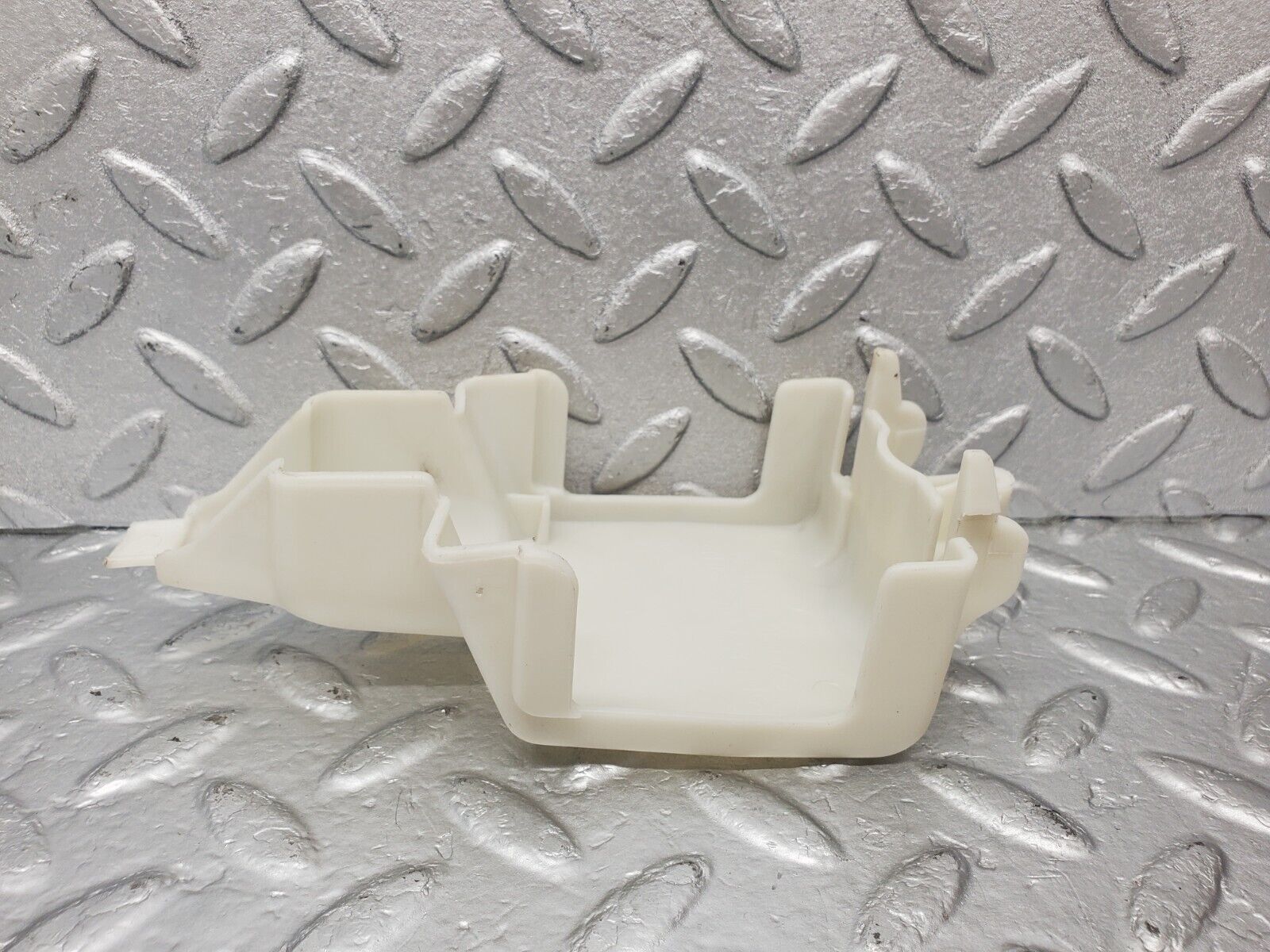 46151 Mercedes-Benz W124 Rear Right Door Lock Cover 1248050590