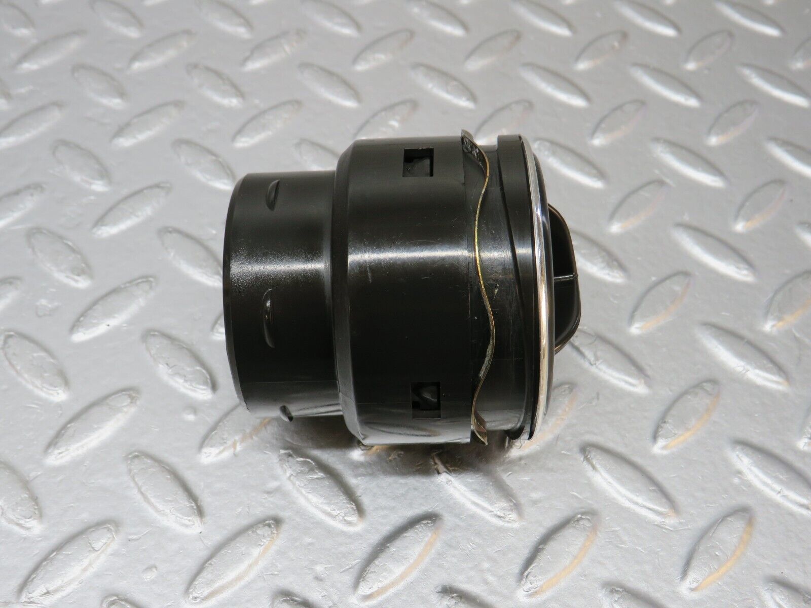 39822 Mercedes-Benz R107 350SL Dashboard Air Vent