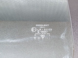 43220 Mercedes-Benz W108 280SE Rear Left Door Window Glass