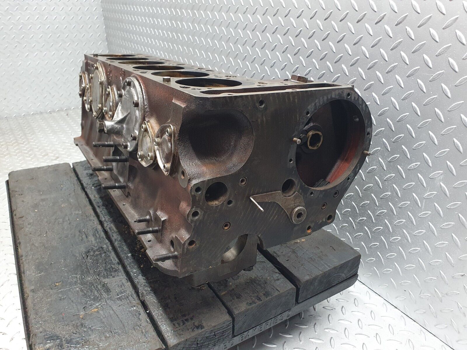 43487 Mercedes-Benz W108 280SE Engine Block 130.980 1300110101