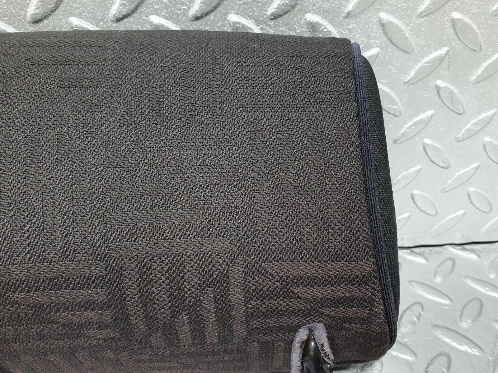 41828 Mercedes-Benz W202 C200 Rear Left Headrest