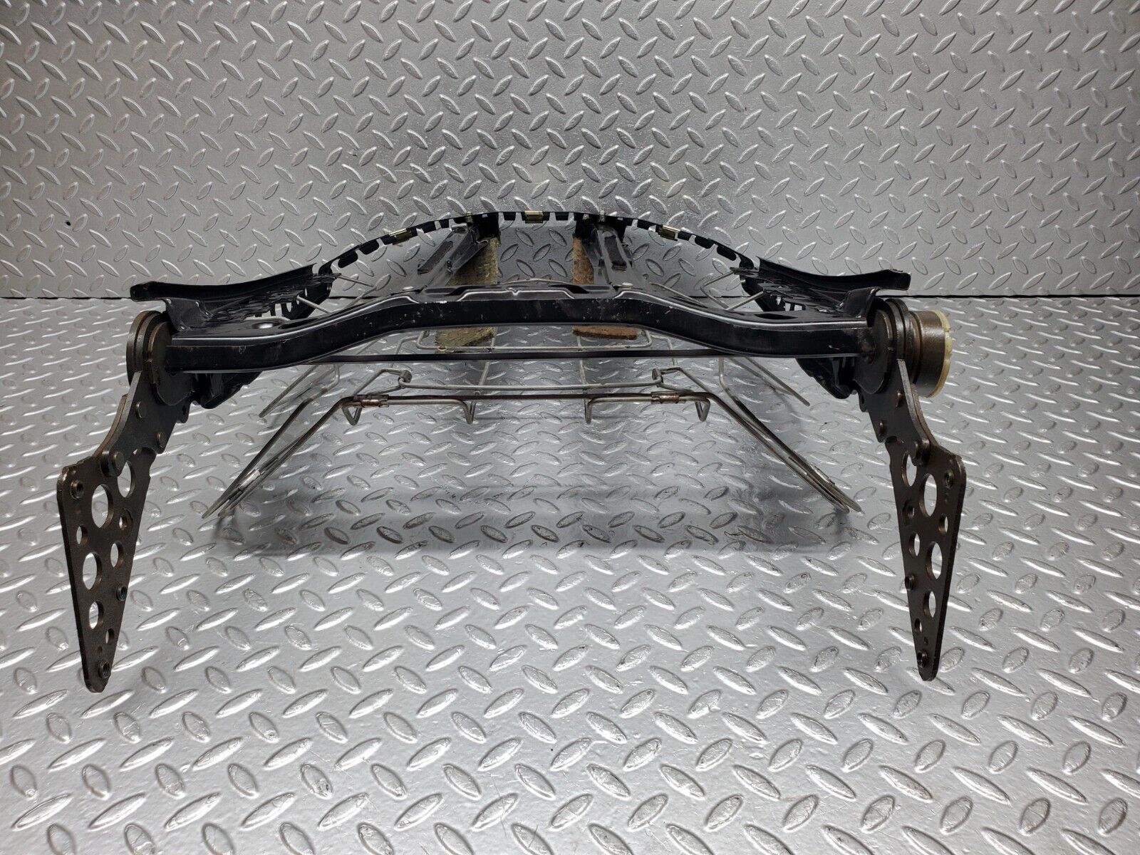 44554 Mercedes-Benz W123 280E Front Right Seat Backrest