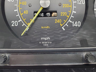46454 Mercedes-Benz C123 280CE Coupe Instrument Cluster 1235423701