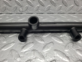 W126 Coupe air intake breather hose pipe used OEM