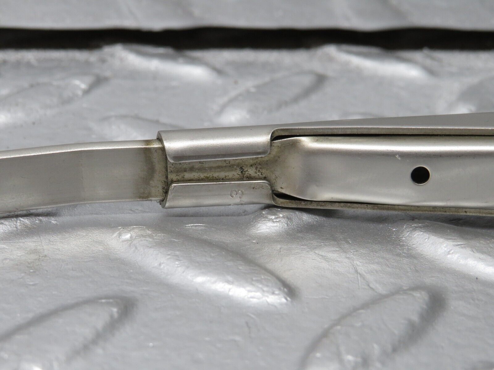 39982 Mercedes-Benz R107 350SL Windscreen Wiper Arm Left Side