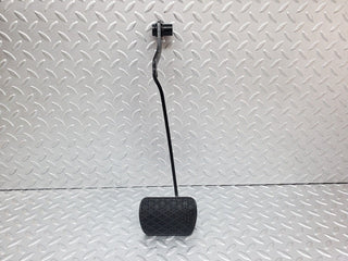 45775 Mercedes-Benz W126 420SE Brake Pedal With Rubber 1232910082