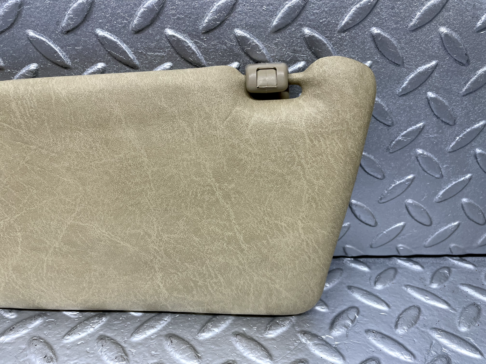 44257 Mercedes-Benz W123 280E Sun Visor Right Side Beige