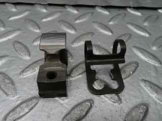 R107 SL valve rocker arm with retaining spring used OEM