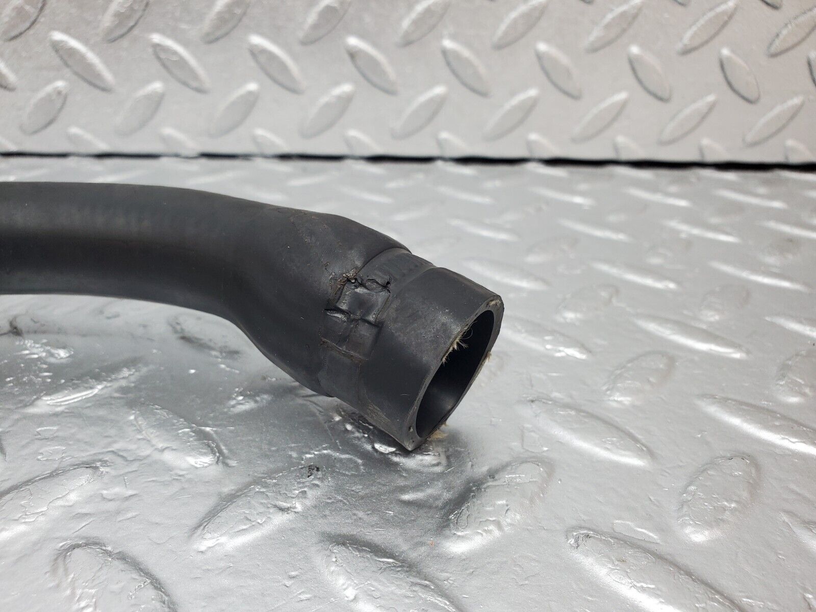 45133 Mercedes-Benz R129 300SL Coupe Radiator Coolant Hose Pipe 1295011082