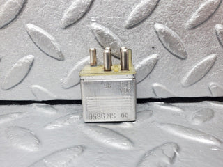 45537 Mercedes-Benz W126 420SE Multi Purpose Relay 0015420219