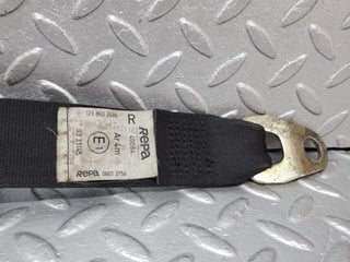 44519 Mercedes-Benz W123 280E Front Right Seat Belt With Buckle 1238602686 1268605069