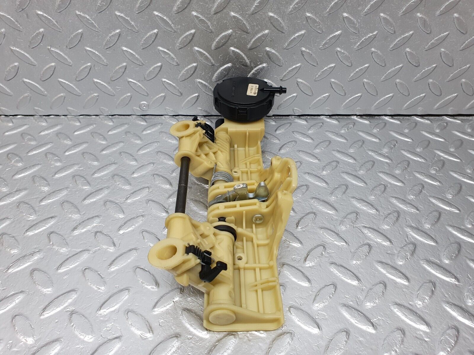 41841 Mercedes-Benz W202 C200 Headrest Folding Mechanism