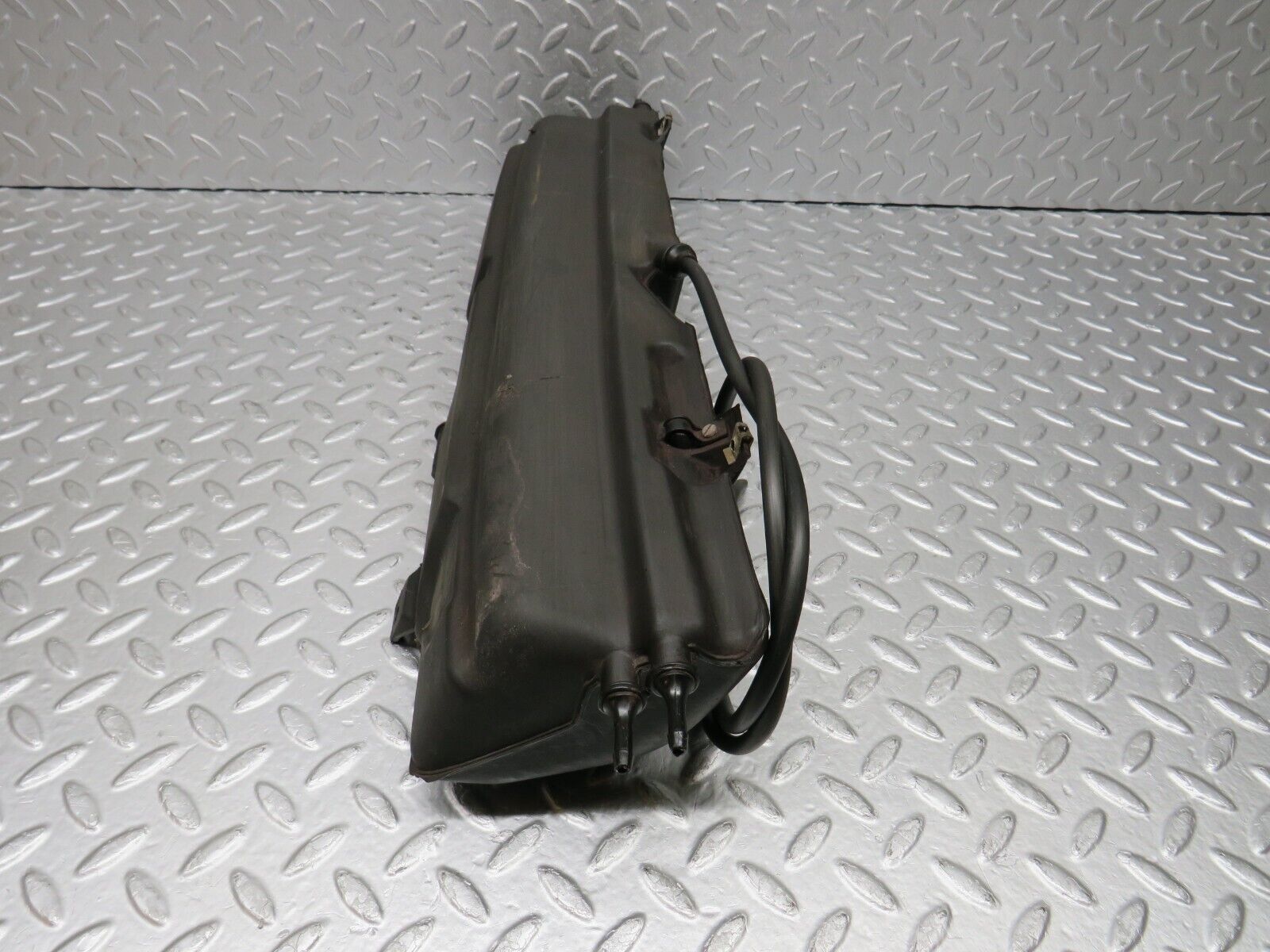 39897 Mercedes-Benz R107 350SL Fuel Gas Vapor Expansion Tank