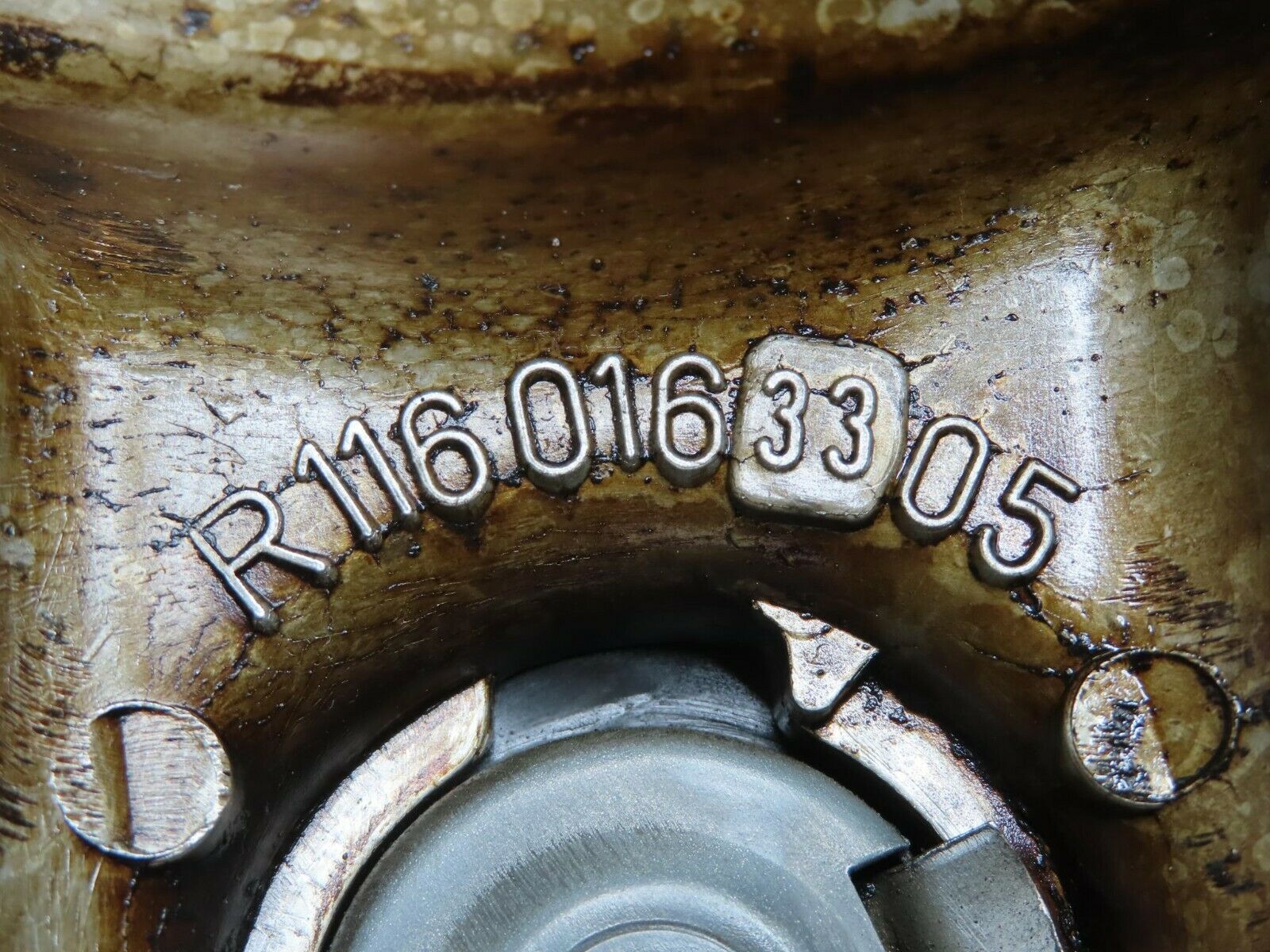 15666 Mercedes-Benz R107 450SL Cylinder Head Valve Cover Right Side 1160163305