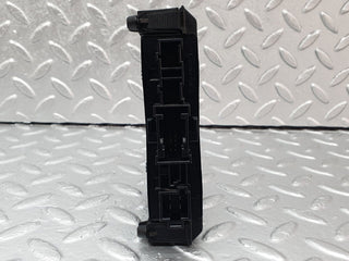 41747 Mercedes-Benz W202 C200 Door Control Unit Front Left 2088201326