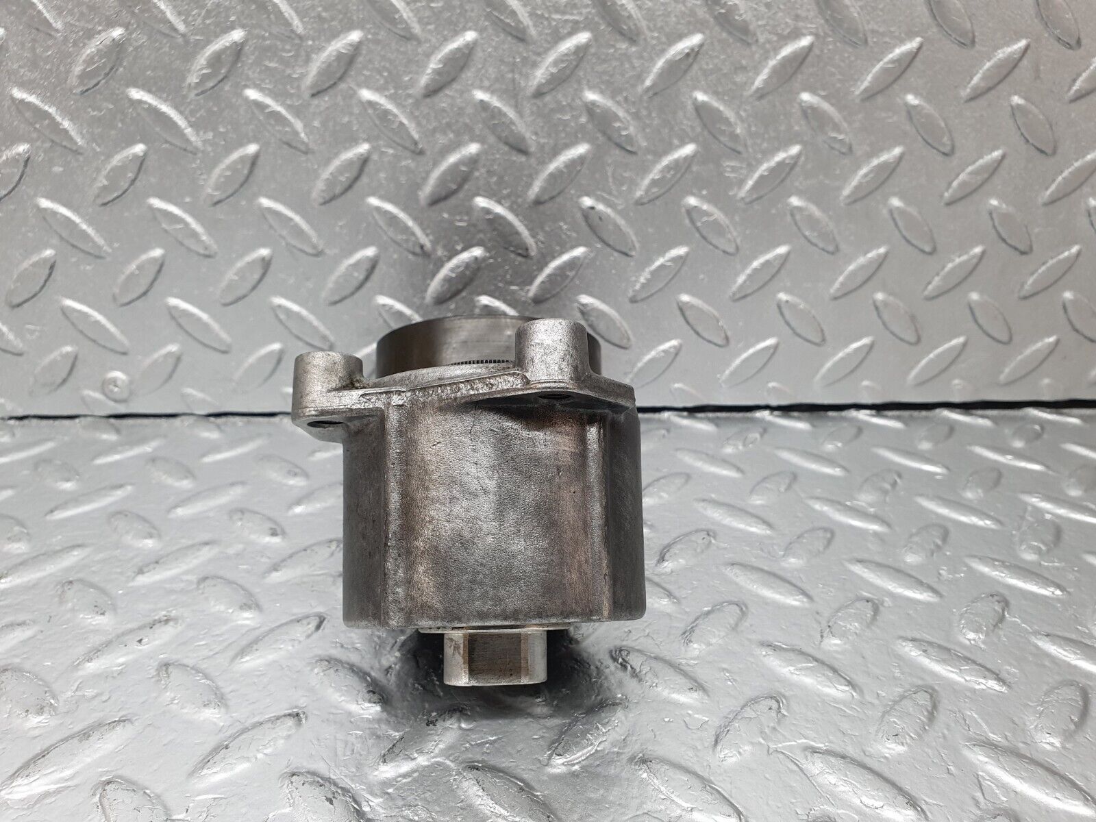 42722 Mercedes-Benz W201 190 2.0L Belt Tensioner Pulley 1022023640 6012000970