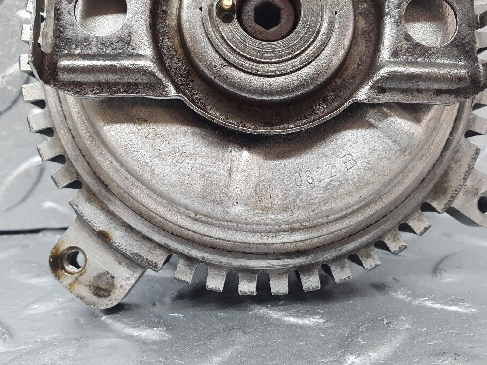 43686 Mercedes-Benz C126 380SEC Coupe Engine Cooling Fan Clutch 1162000822