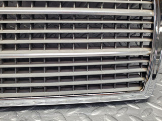 W201 Baby Benz bonnet grill chrome used OEM