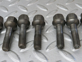 37998 Mercedes-Benz A124 Cabriolet Alloy Wheel Lug Bolt Set With Locking Bolts M12x1.5