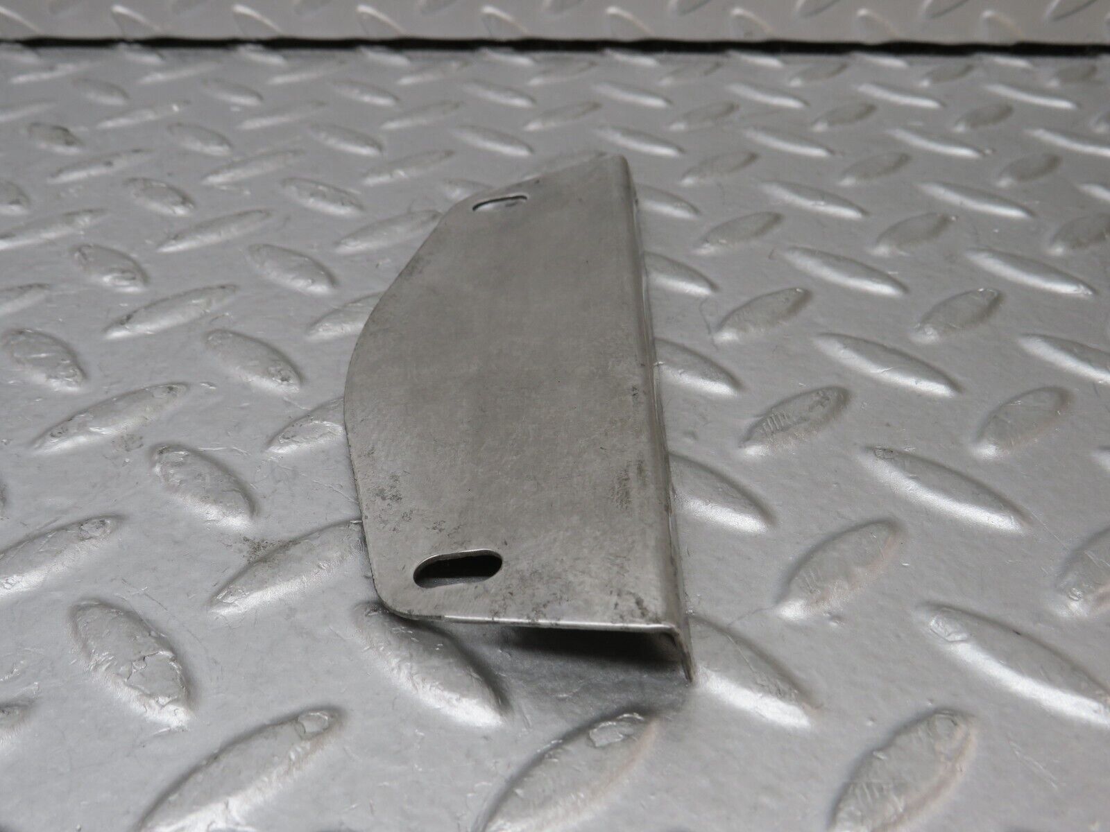 35493 Mercedes-Benz R107 280SL Gearbox Flange Cover