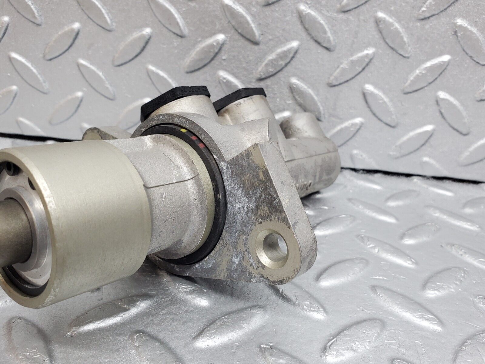 45264 Mercedes-Benz R129 300SL Coupe Brake Master Cylinder Girling