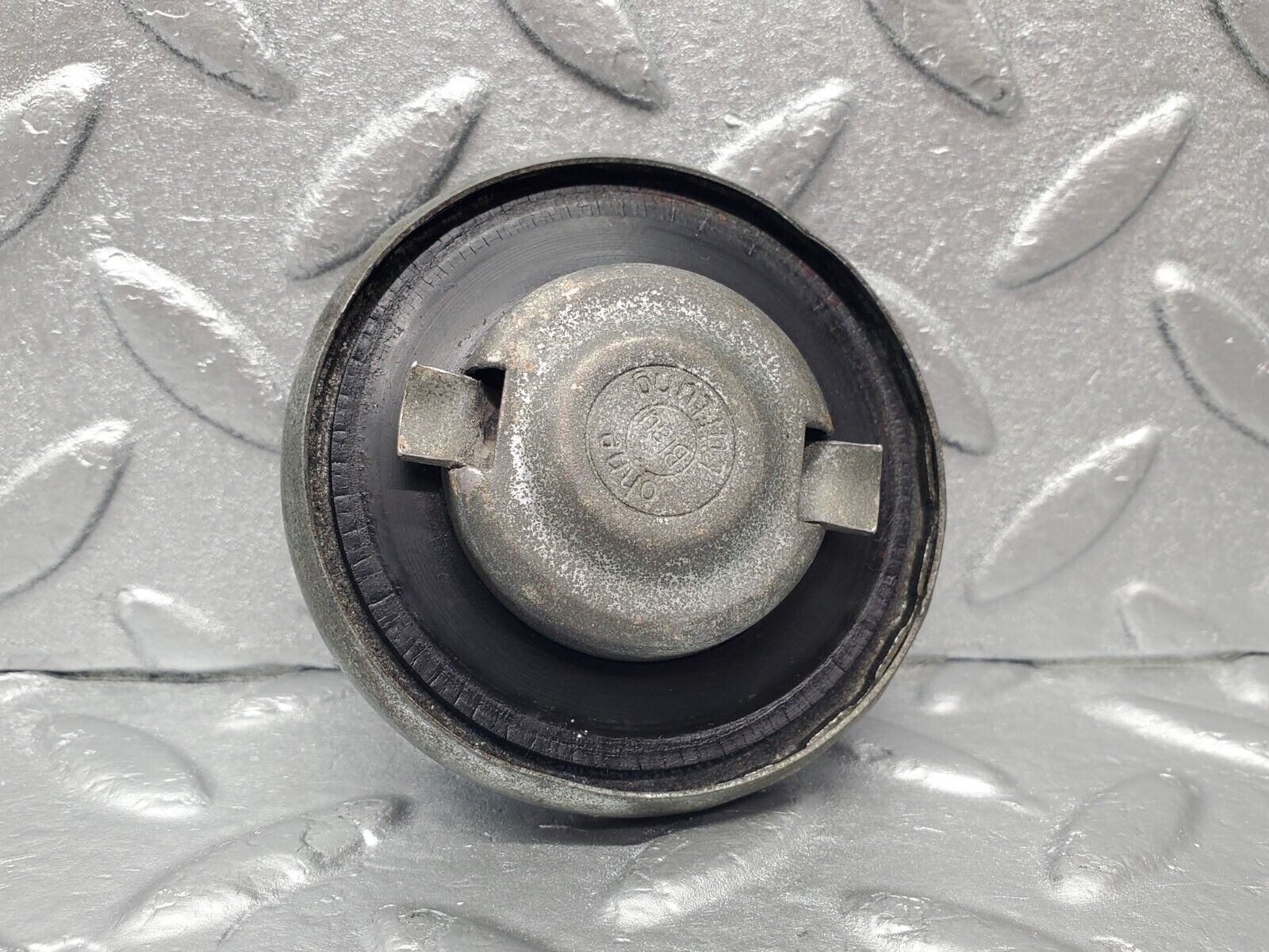 46583 Mercedes-Benz C123 280CE Coupe Fuel Tank Cap