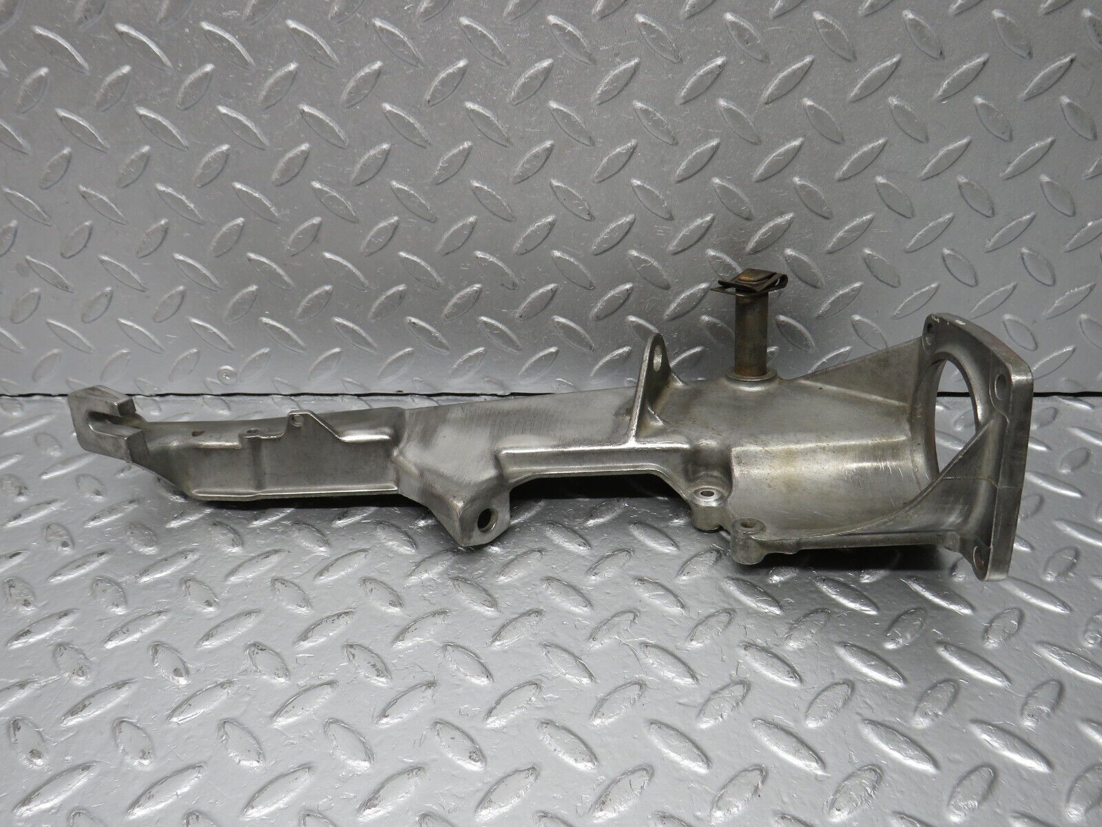 39891 Mercedes-Benz R107 350SL Brake Pedal Bracket 1072941101