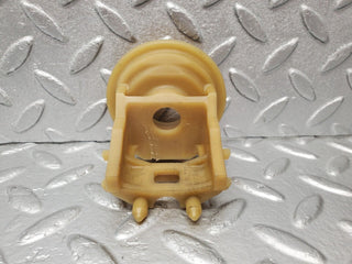 46689 Mercedes-Benz C123 280CE Coupe Automatic Gearbox Support Bracket 722.309 1262770940 1262770740