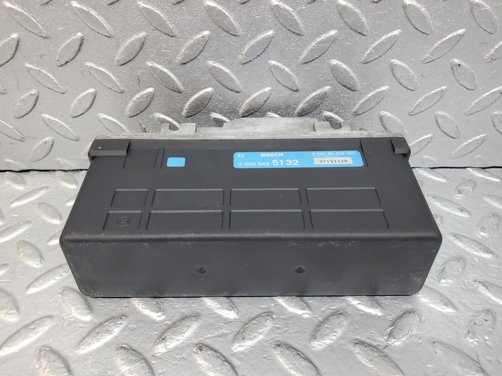 44627 Mercedes-Benz W124 220E ABS Control Unit Bosch 0055455132 0265101020