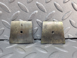 45236 Mercedes-Benz R129 300SL Coupe Door Window Guide Bracket Plastic 2x 1267250897