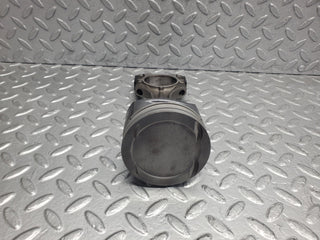 W124 Wagon piston with connecting rod used OEM