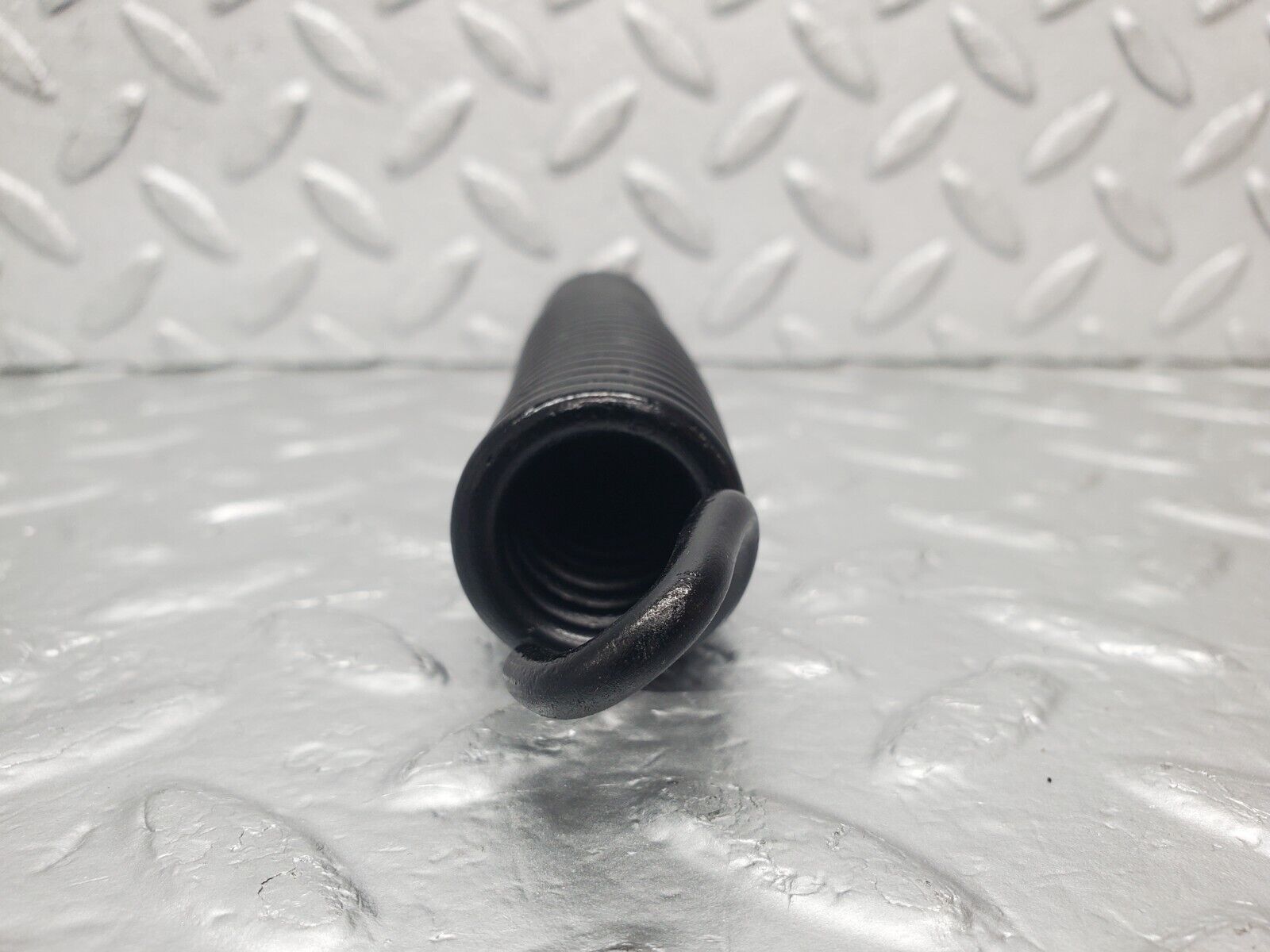 46129 Mercedes-Benz W105 PONTON Bonnet Hinge Spring