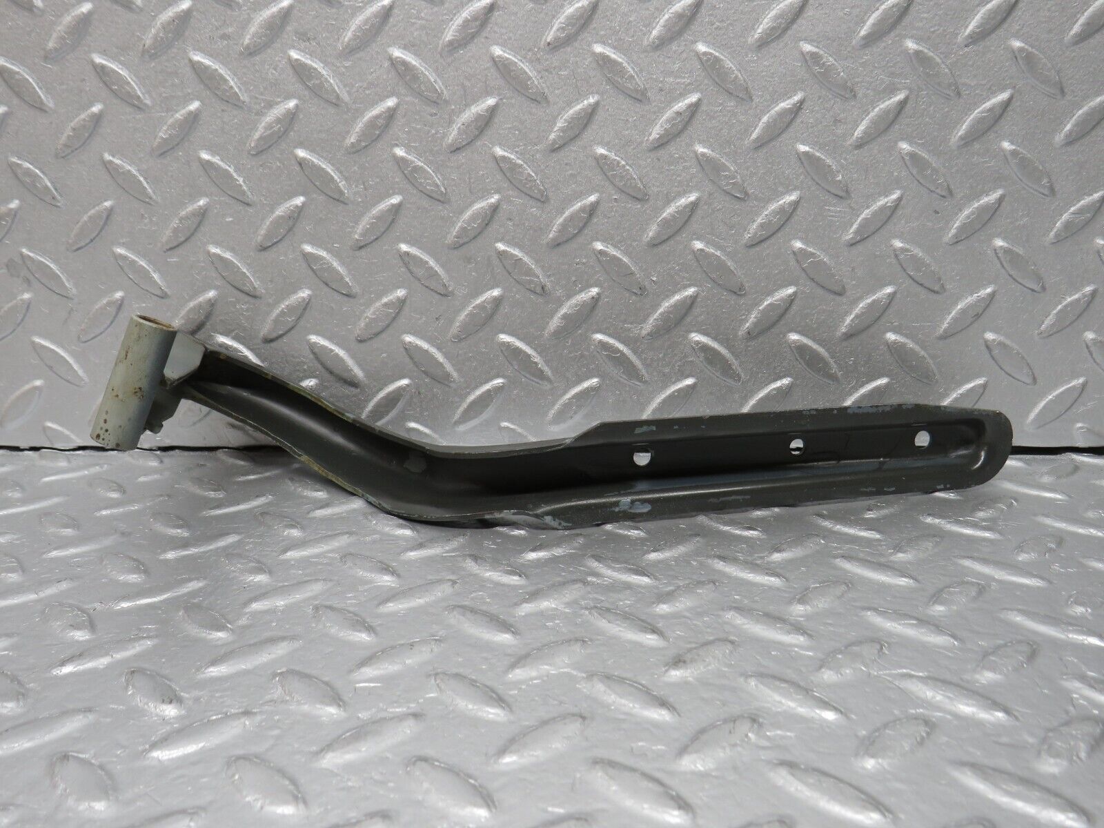 39085 Mercedes-Benz R107 500SL Soft Top Lid Hinge Left Side