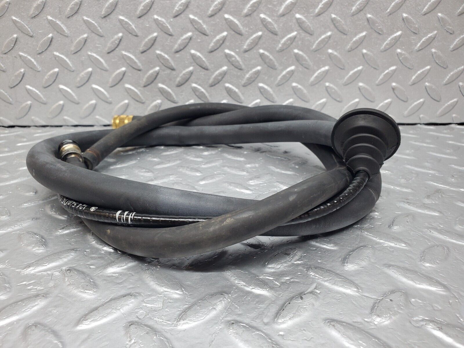 44841 Mercedes-Benz W124 220E Speedometer Cable Automatic Gearbox 1245400568
