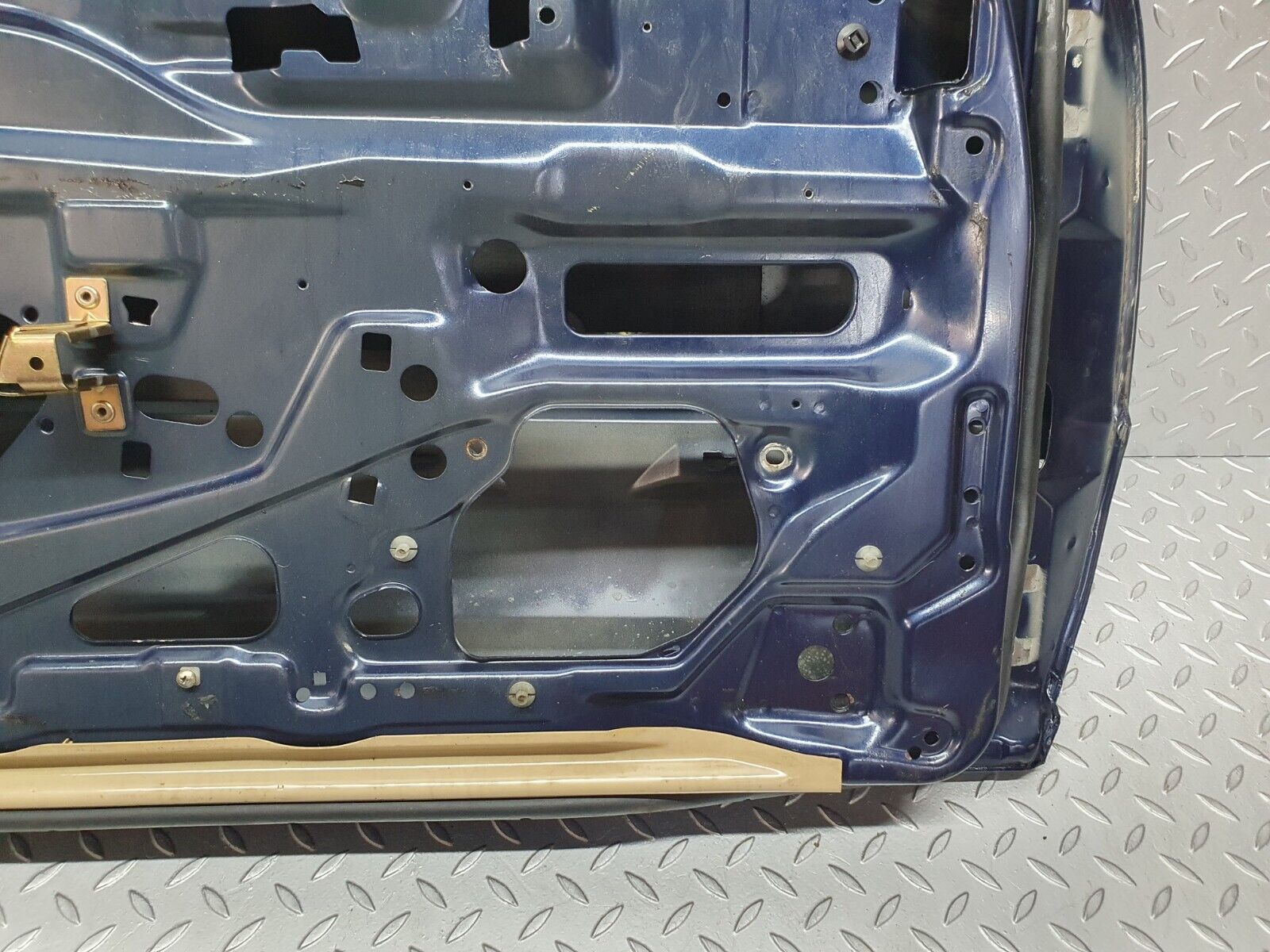 42414 Mercedes-Benz R129 320SL Coupe Left Door